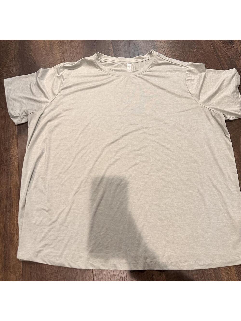 Fabletics Women's Tshirt